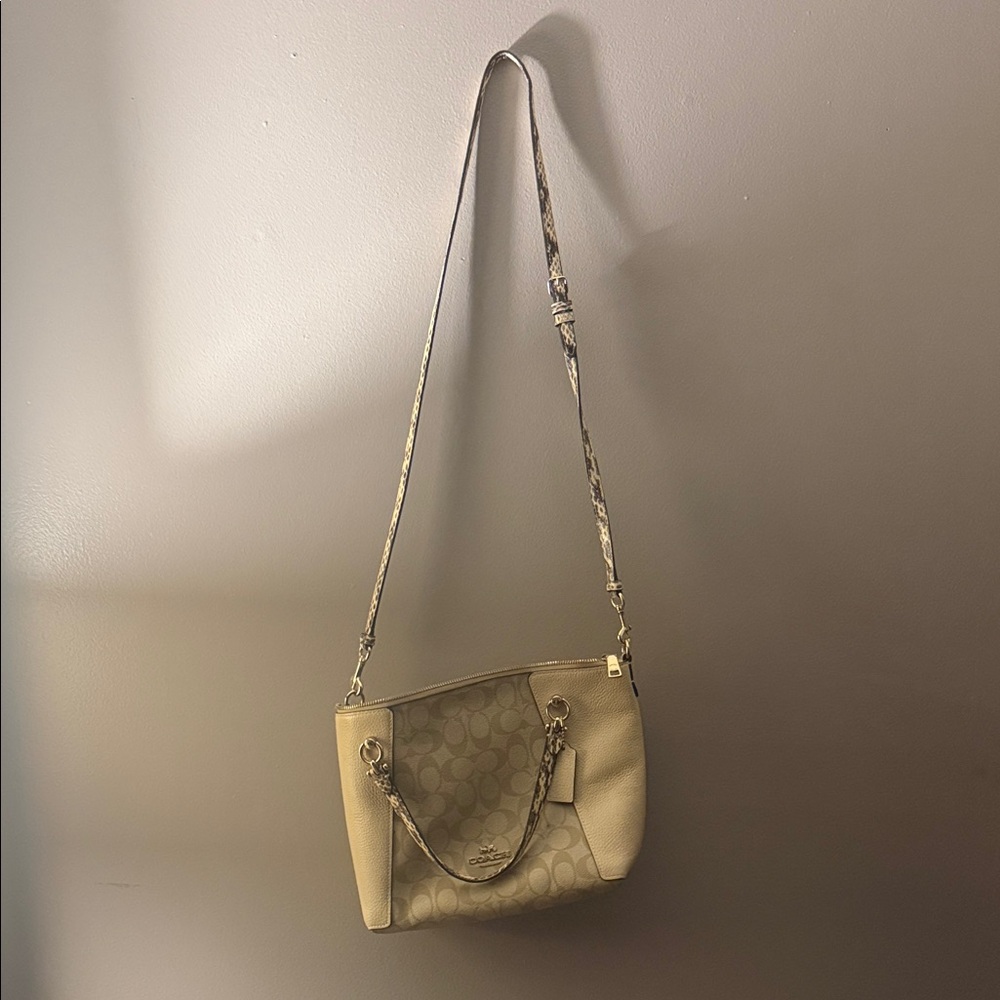Coach Light Tan Shoulder Bag